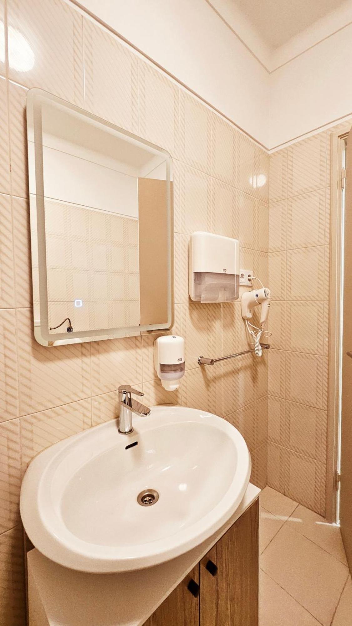 Rooms4You 3 In Historic Center Of Braga Ngoại thất bức ảnh